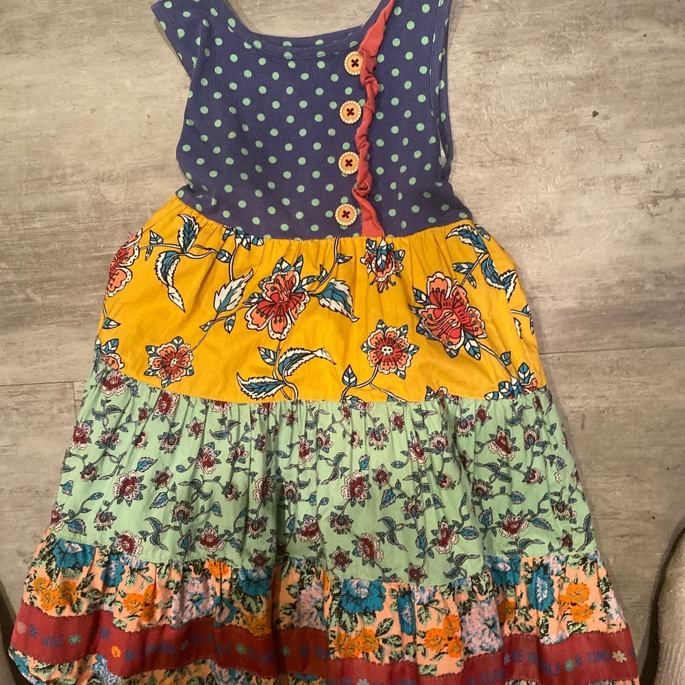 Blue polkadots, floral design size 6, Matilda, Jane